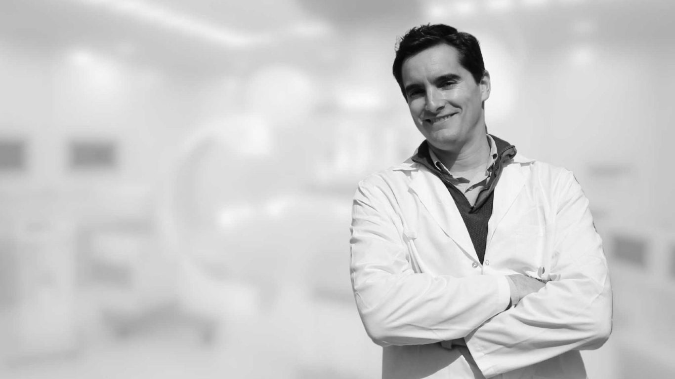 Otorrinolaringología Avanzada en Cáceres: Dr. Javier García Gómez Imagen de la consulta del Dr. Javier García Gómez, especialista en otorrinolaringología en Cáceres. Con amplia experiencia en patologías de